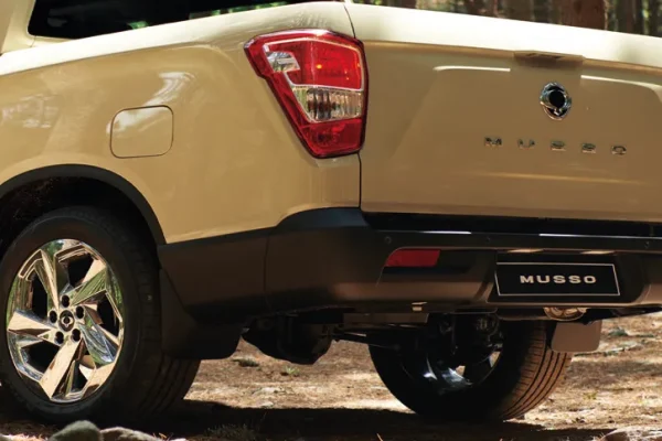 İkinci el araç alım satım süreci için dijital takip ve geçmiş kontrol ekranı